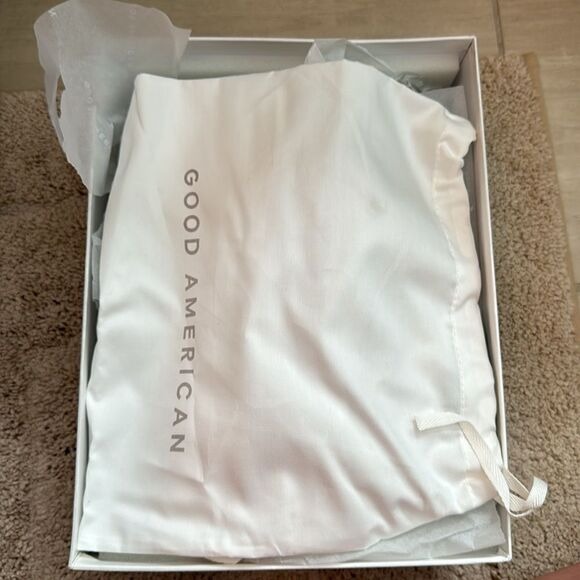 NEW NIB Good American Green Terry Slip-on Kitten Heel Sandal Size 9 - Picture 10 of 10